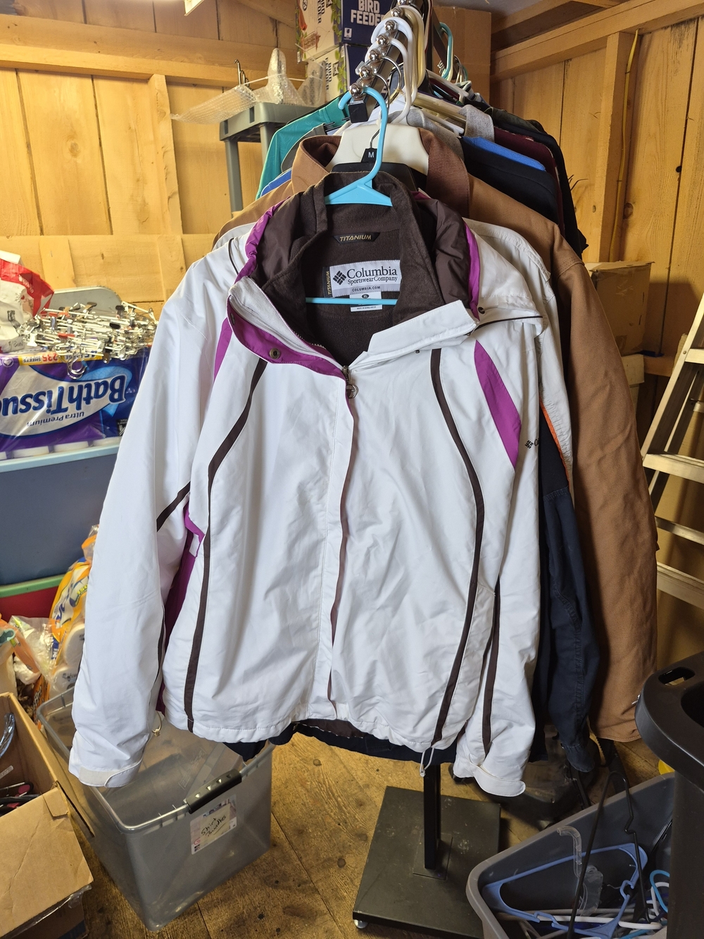 Columbia Women's White & Pink Waterproof Jacket Bin 40